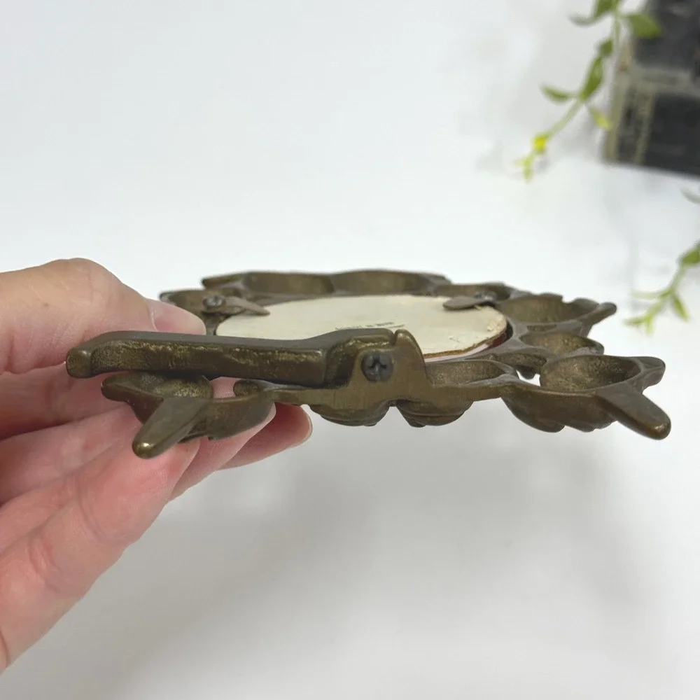 Vintage Brass Ornate Easel Back Oval Picture Frame Victorian Style 7 Inch